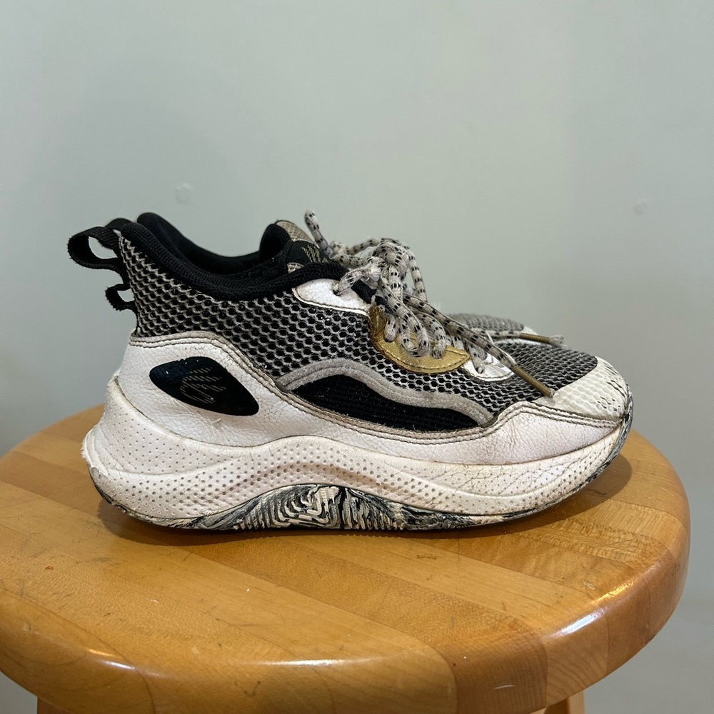 Under Armour Kids Curry 3z24